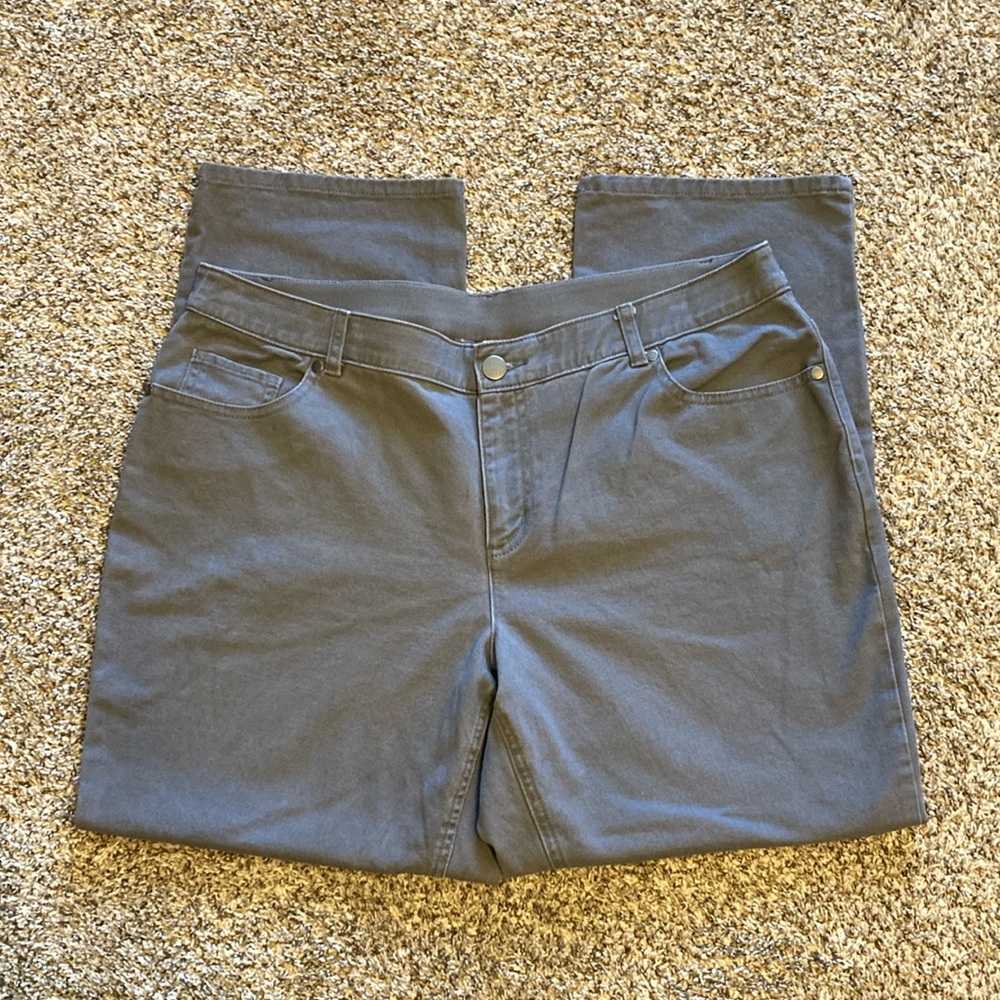 16 W Petite Gray CJ Banks Jeans